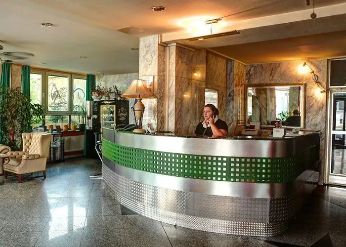 Hotel Luxor 3*