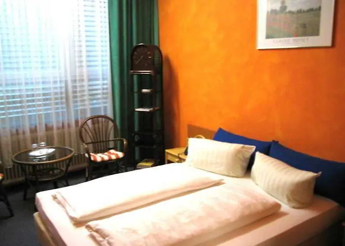 Luxor Hotel 3*